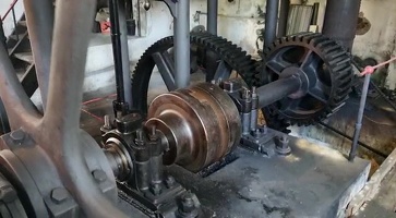 Radwerk Dampfpumpe