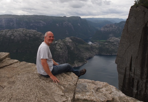 Wanderung zum Plateau Preikestolen - display this album Wanderung zum Plateau